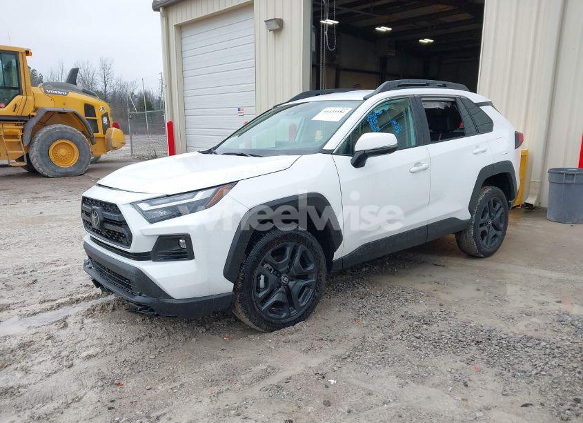 Photo 2 of 2024 Toyota Rav4 ADVENTURE (VIN 2T3J1RFV2RW463890)