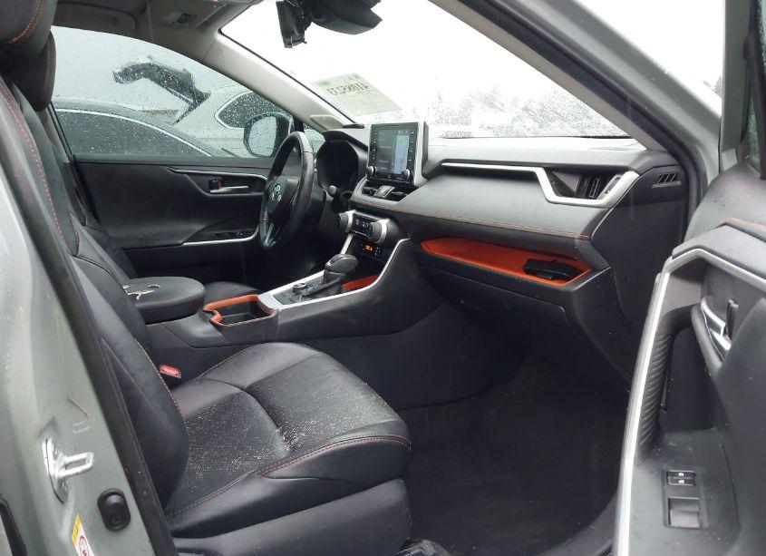 Photo 5 of 2019 Toyota Rav4 ADVENTURE (VIN 2T3J1RFV3KW018967)