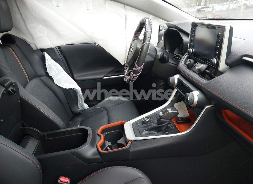 Photo 5 of 2019 Toyota Rav4 ADVENTURE (VIN 2T3J1RFV6KW006442)