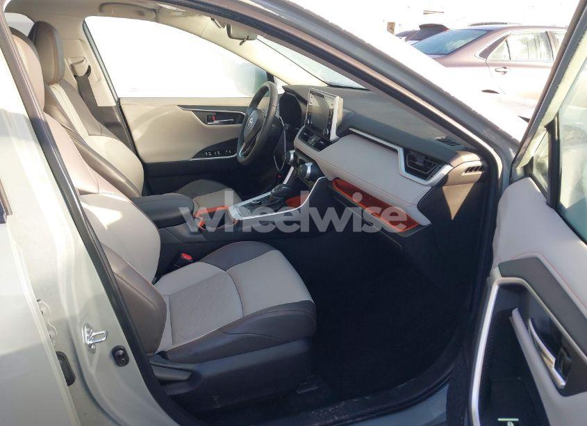 Photo 5 of 2021 Toyota Rav4 ADVENTURE (VIN 2T3J1RFV6MW241104)