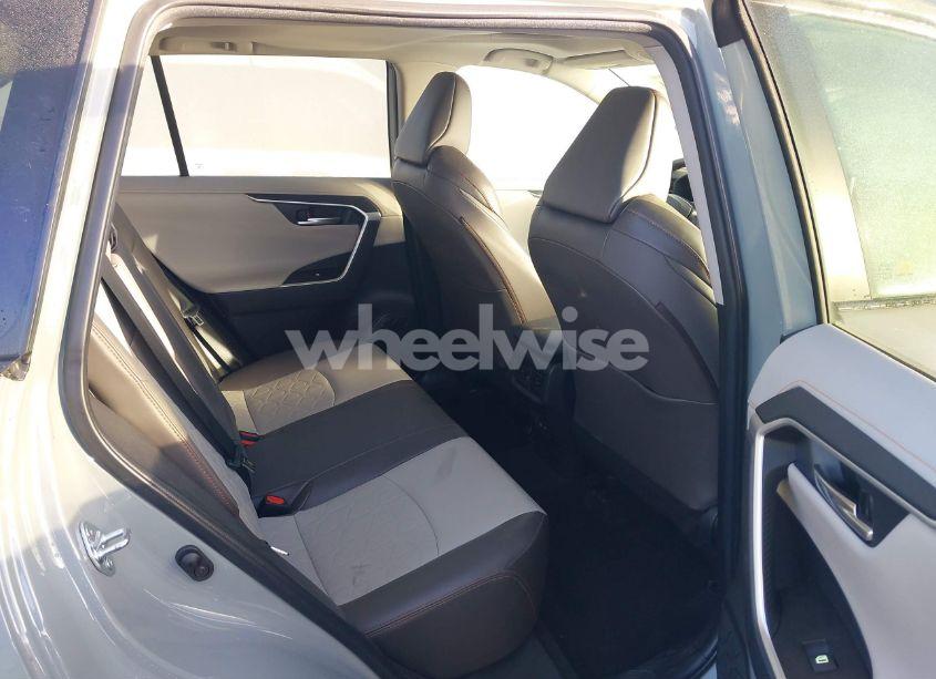 Photo 8 of 2021 Toyota Rav4 ADVENTURE (VIN 2T3J1RFV6MW241104)