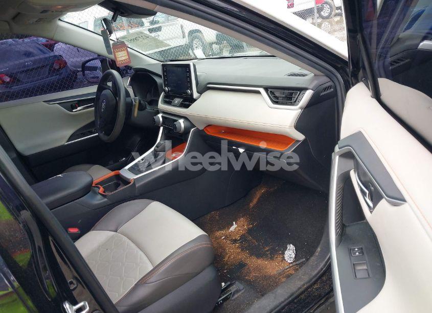 Photo 5 of 2019 Toyota Rav4 ADVENTURE (VIN 2T3J1RFV7KW024352)