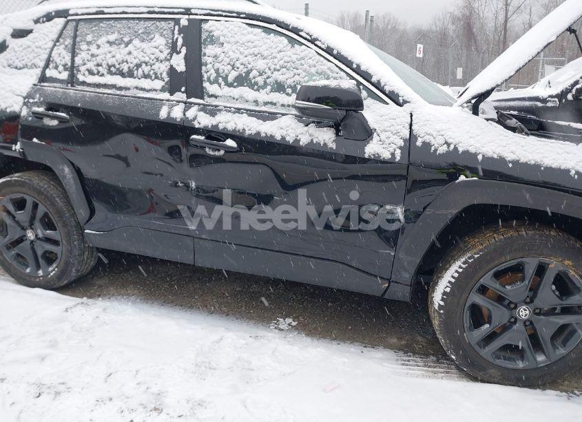 Photo 6 of 2024 Toyota Rav4 ADVENTURE (VIN 2T3J1RFV8RW464297)