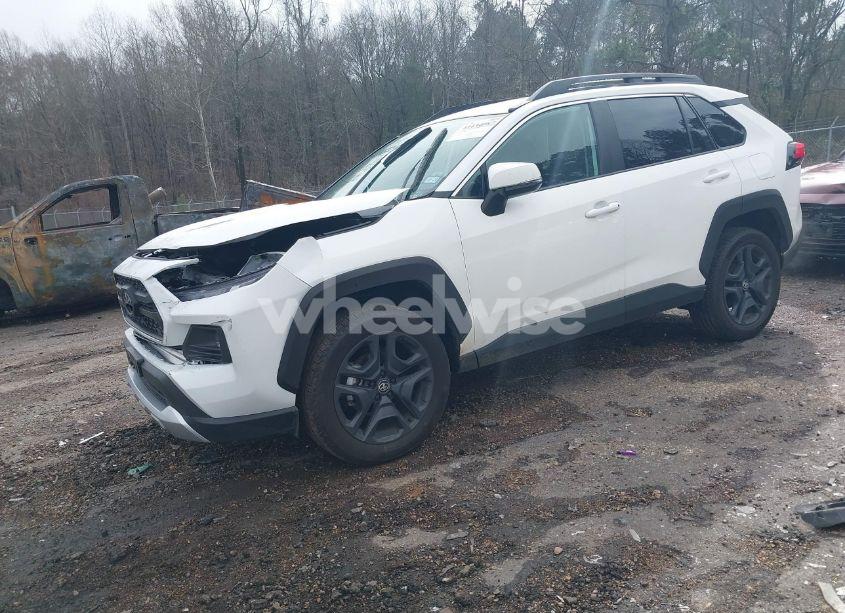 Photo 2 of 2024 Toyota Rav4 ADVENTURE (VIN 2T3J1RFV8RW472657)