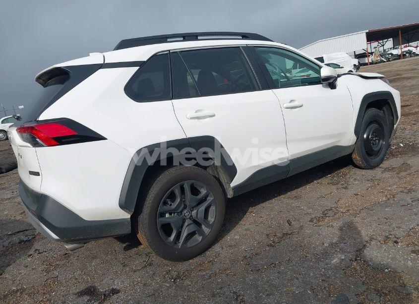 Photo 4 of 2024 Toyota Rav4 ADVENTURE (VIN 2T3J1RFV8RW472657)