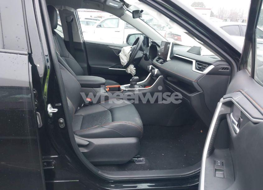 Photo 5 of 2024 Toyota Rav4 ADVENTURE (VIN 2T3J1RFV9RW422575)