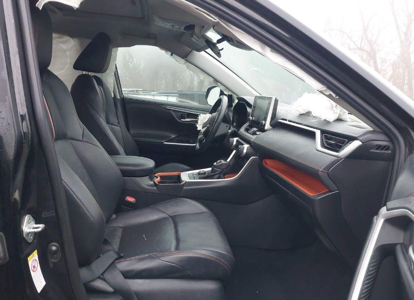 Photo 5 of 2019 Toyota Rav4 ADVENTURE (VIN 2T3J1RFVXKW037659)