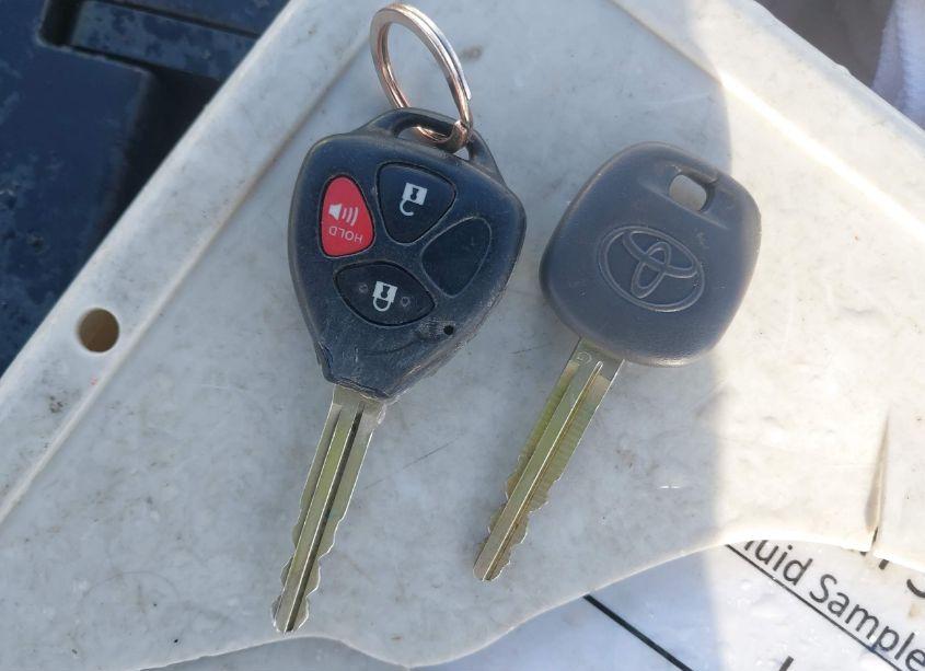 Photo 11 of 2011 Toyota Rav4 (VIN 2T3JF4DV0BW124994)