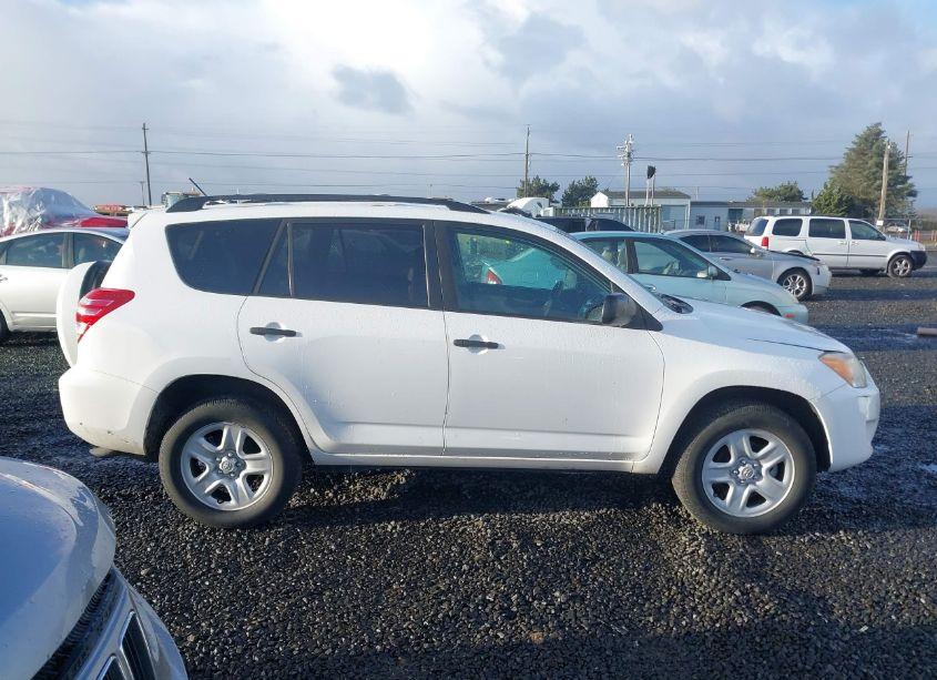 Photo 14 of 2011 Toyota Rav4 (VIN 2T3JF4DV0BW124994)