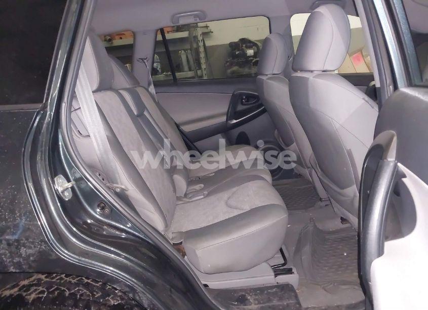 Photo 8 of 2011 Toyota Rav4 (VIN 2T3JF4DV1BW153677)