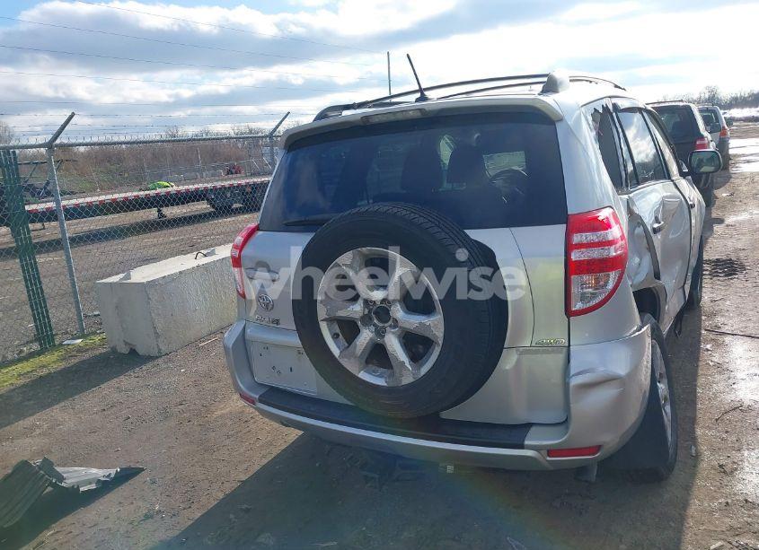 Photo 16 of 2011 Toyota Rav4 (VIN 2T3JF4DV3BW173798)