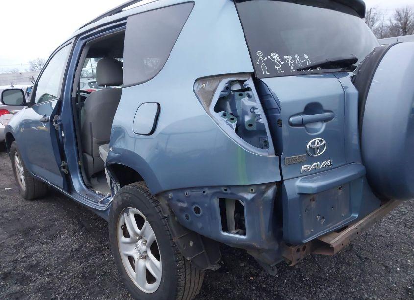 Photo 19 of 2011 Toyota Rav4 (VIN 2T3JF4DV6BW100800)