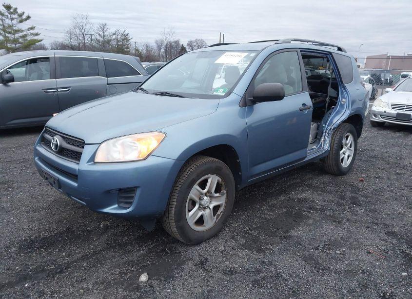 Photo 2 of 2011 Toyota Rav4 (VIN 2T3JF4DV6BW100800)