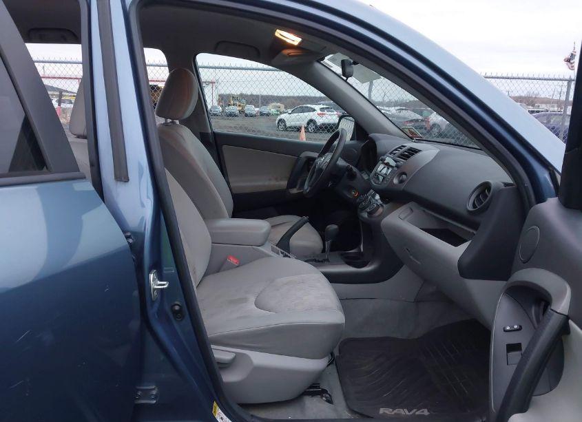 Photo 5 of 2011 Toyota Rav4 (VIN 2T3JF4DV6BW100800)