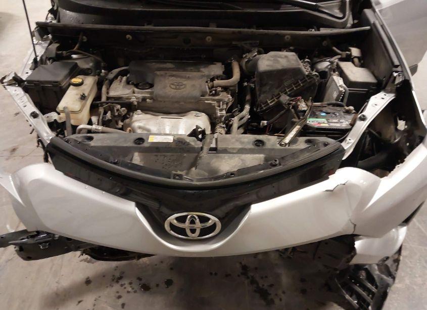 Photo 10 of 2016 Toyota Rav4 SE (VIN 2T3JFREV0GW471065)