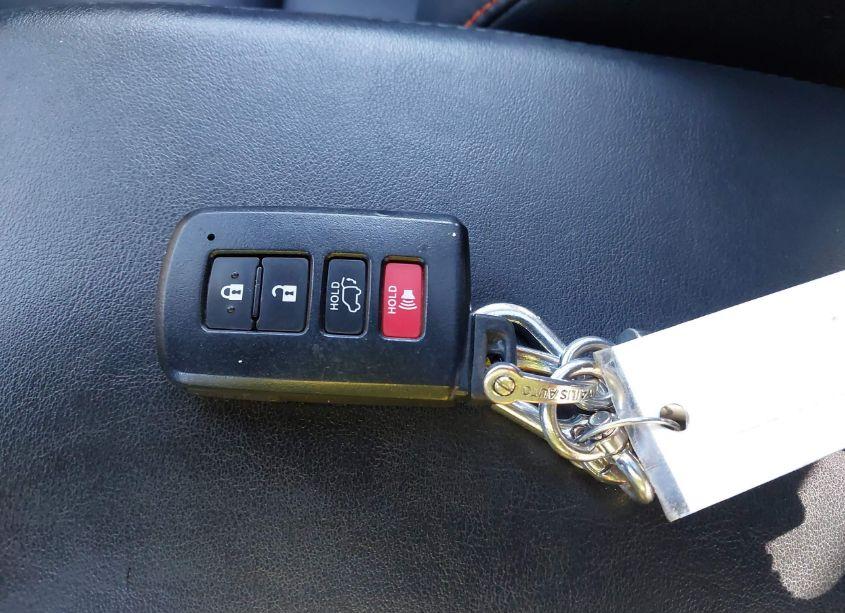 Photo 11 of 2016 Toyota Rav4 SE (VIN 2T3JFREV0GW478789)