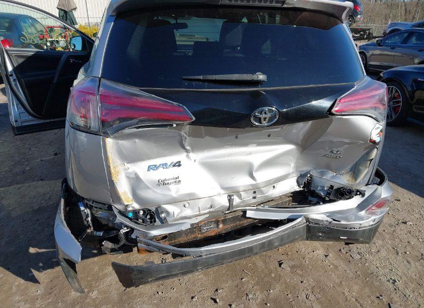 Photo 6 of 2016 Toyota Rav4 SE (VIN 2T3JFREV0GW478789)