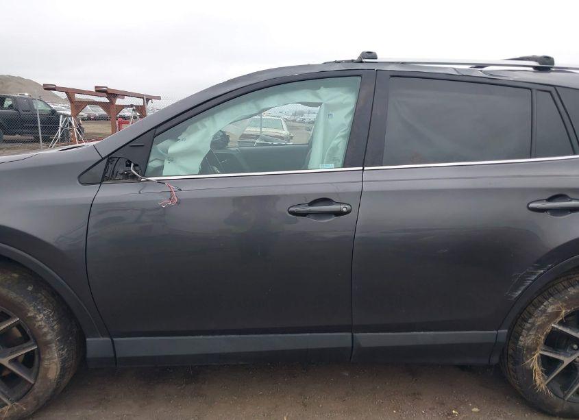 Photo 15 of 2016 Toyota Rav4 SE (VIN 2T3JFREV1GW439242)