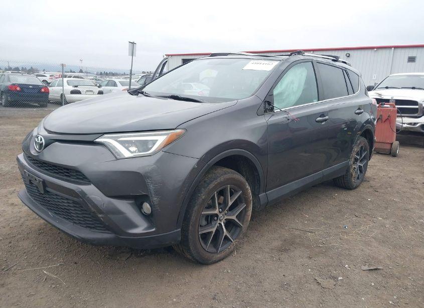 Photo 2 of 2016 Toyota Rav4 SE (VIN 2T3JFREV1GW439242)