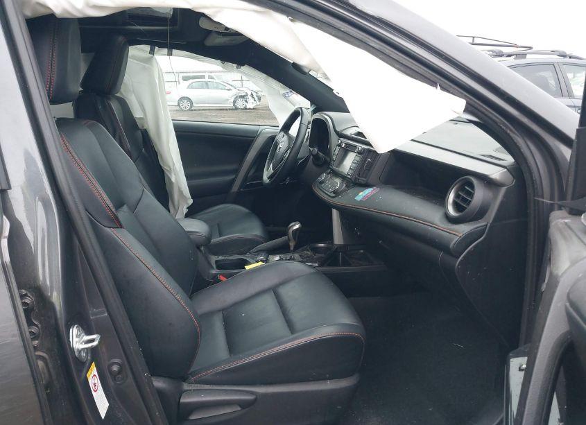 Photo 5 of 2016 Toyota Rav4 SE (VIN 2T3JFREV1GW439242)