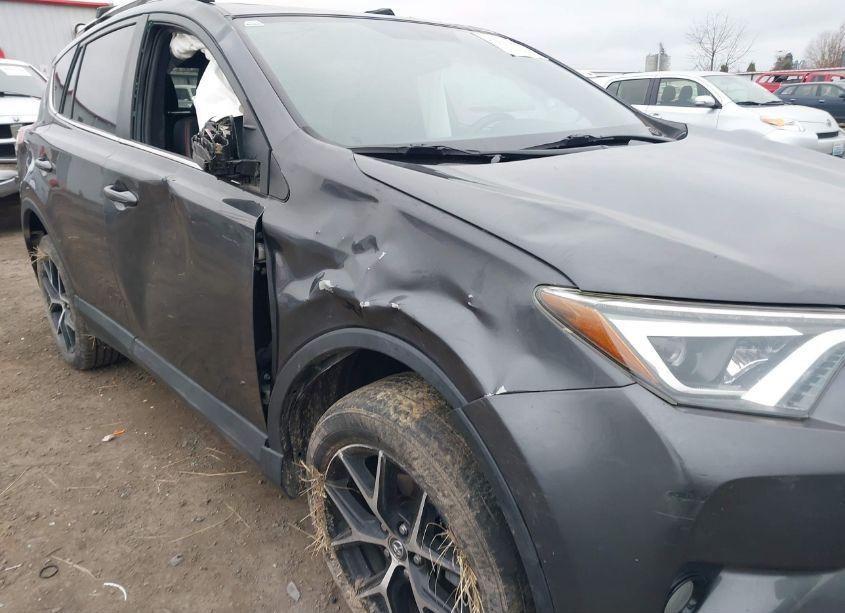 Photo 6 of 2016 Toyota Rav4 SE (VIN 2T3JFREV1GW439242)