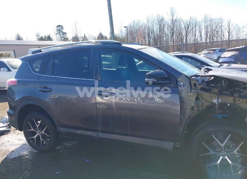 Photo 14 of 2017 Toyota Rav4 SE (VIN 2T3JFREV1HW643699)