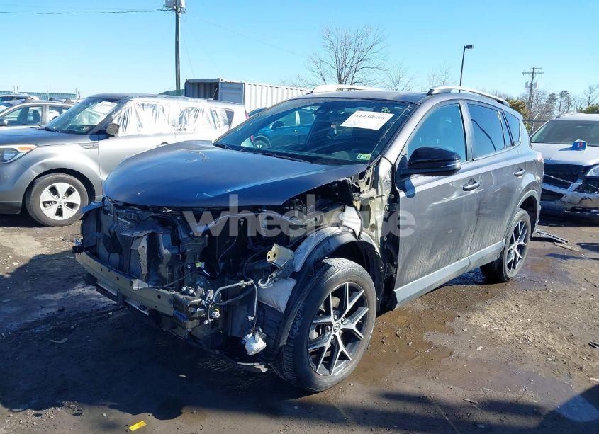 Photo 2 of 2017 Toyota Rav4 SE (VIN 2T3JFREV1HW643699)