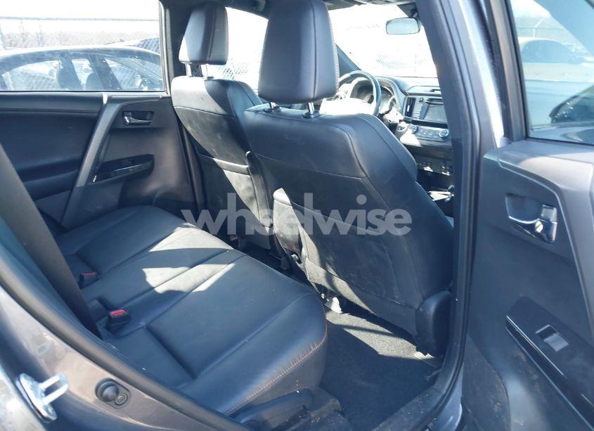 Photo 8 of 2017 Toyota Rav4 SE (VIN 2T3JFREV1HW643699)