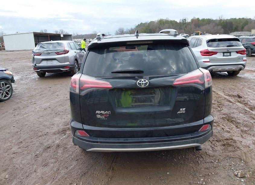 Photo 16 of 2018 Toyota Rav4 SE (VIN 2T3JFREV1JW746577)