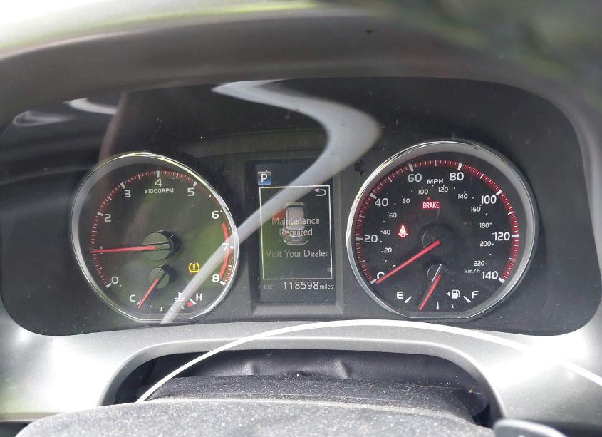 Photo 7 of 2018 Toyota Rav4 SE (VIN 2T3JFREV1JW746577)