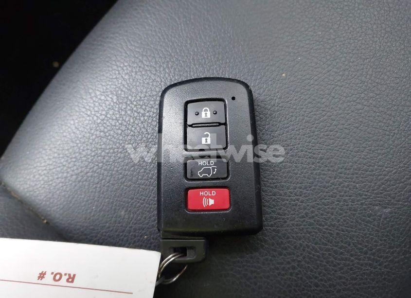 Photo 11 of 2017 Toyota Rav4 SE (VIN 2T3JFREV2HW686190)