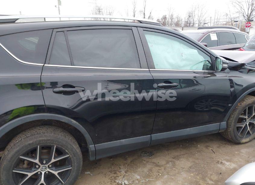 Photo 13 of 2017 Toyota Rav4 SE (VIN 2T3JFREV2HW686190)