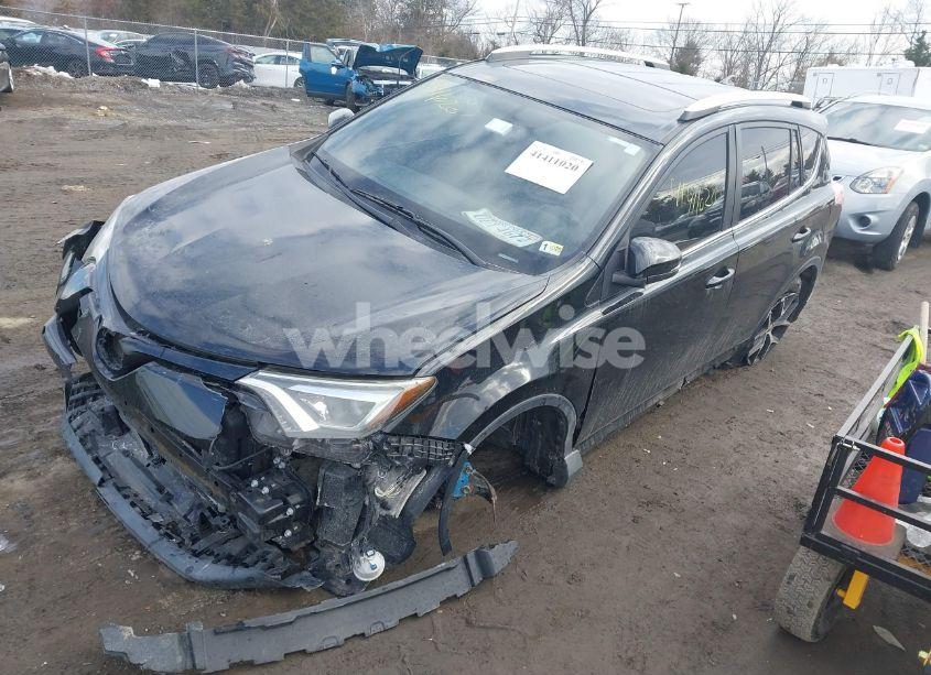 Photo 2 of 2016 Toyota Rav4 SE (VIN 2T3JFREV3GW409594)