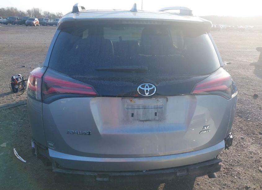 Photo 17 of 2016 Toyota Rav4 SE (VIN 2T3JFREV3GW410955)