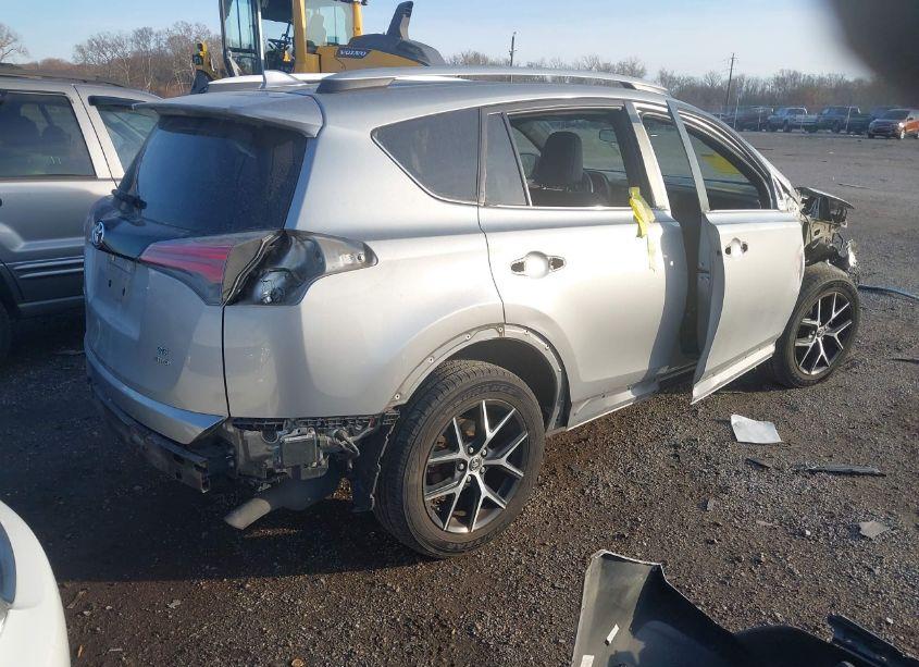 Photo 4 of 2016 Toyota Rav4 SE (VIN 2T3JFREV3GW410955)