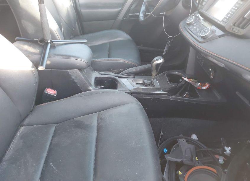 Photo 5 of 2016 Toyota Rav4 SE (VIN 2T3JFREV3GW410955)