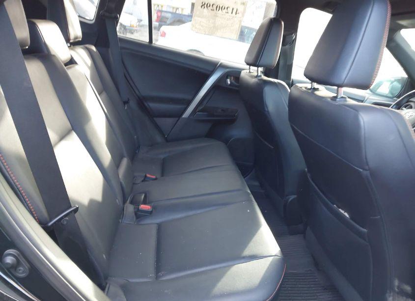 Photo 8 of 2016 Toyota Rav4 SE (VIN 2T3JFREV3GW443826)