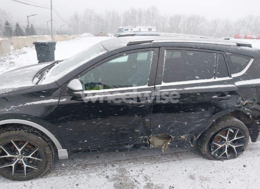 Photo 14 of 2017 Toyota Rav4 SE (VIN 2T3JFREV5HW591932)