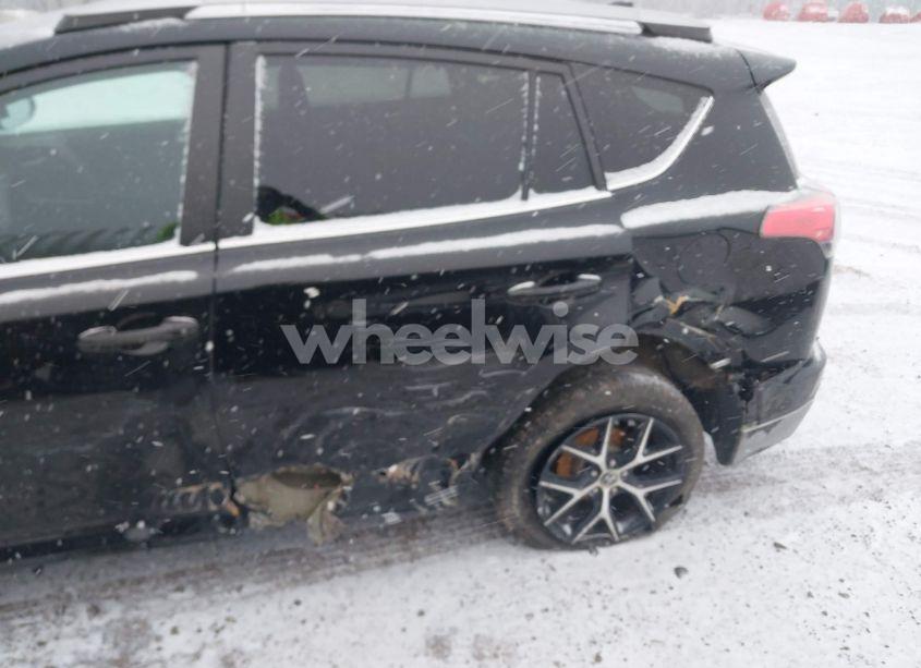 Photo 6 of 2017 Toyota Rav4 SE (VIN 2T3JFREV5HW591932)