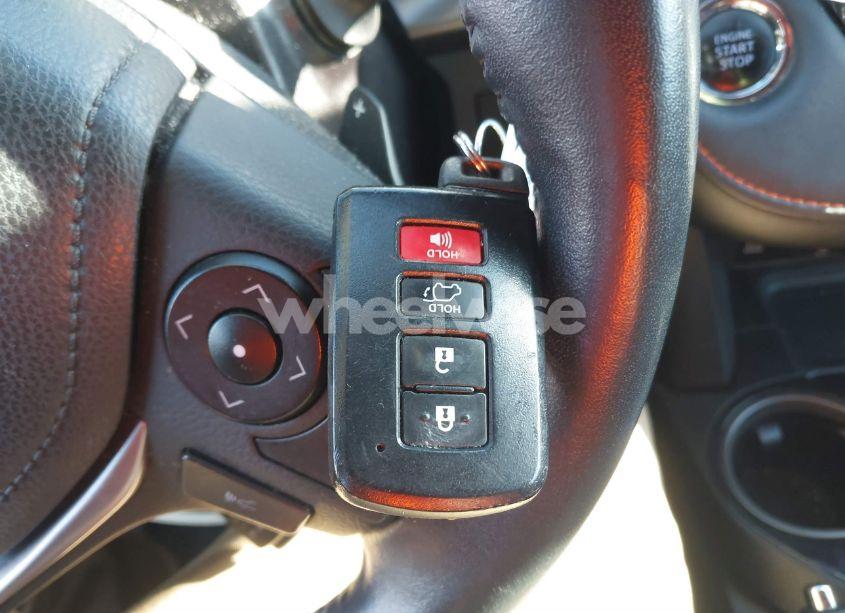 Photo 11 of 2016 Toyota Rav4 SE (VIN 2T3JFREV8GW423099)