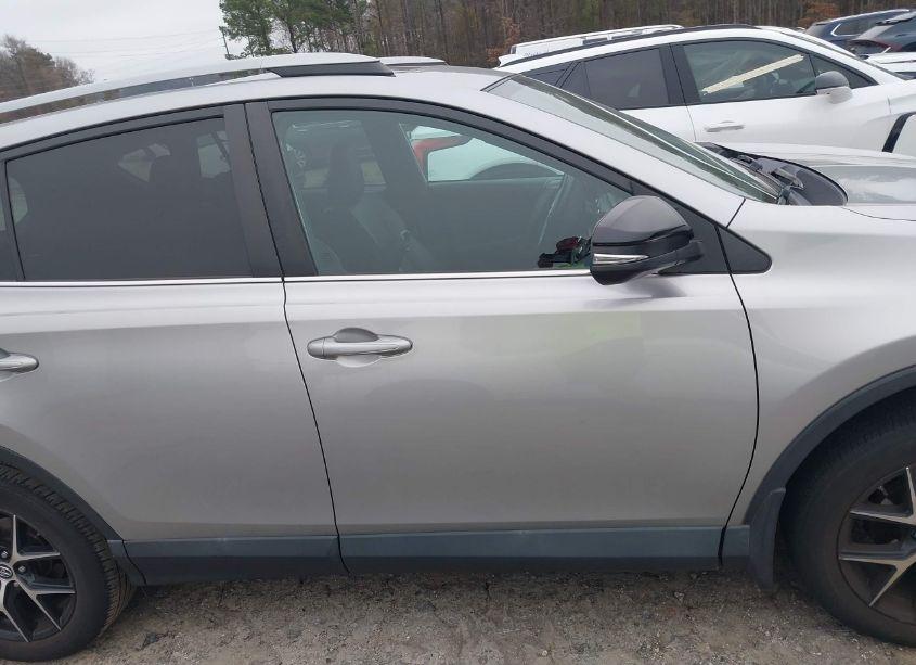 Photo 12 of 2017 Toyota Rav4 SE (VIN 2T3JFREV8HW654361)