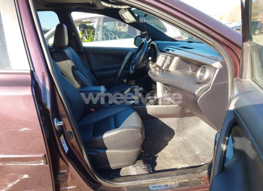 Photo 5 of 2016 Toyota Rav4 SE (VIN 2T3JFREV9GW501664)