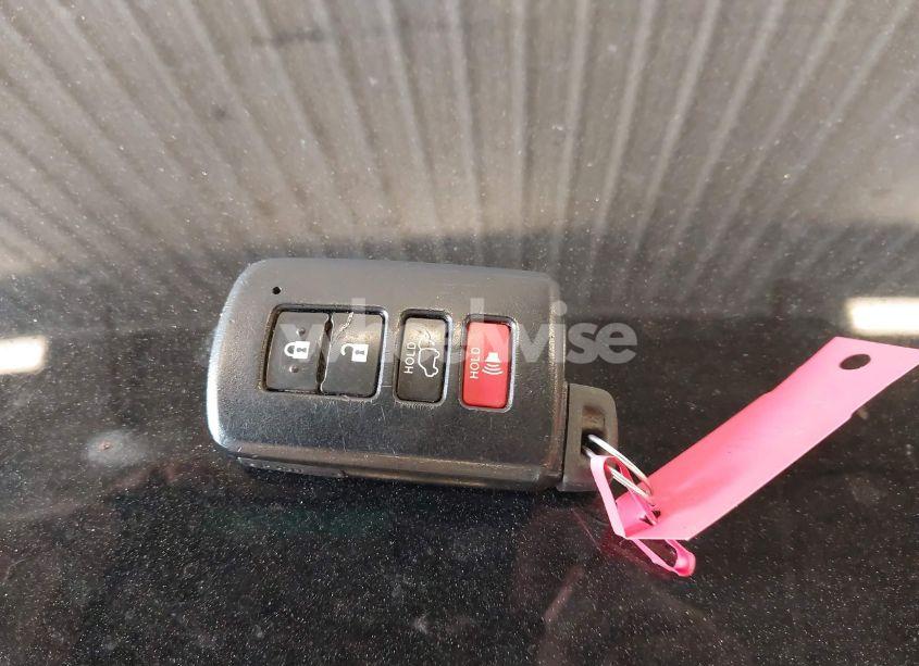 Photo 11 of 2016 Toyota Rav4 SE (VIN 2T3JFREVXGW414727)