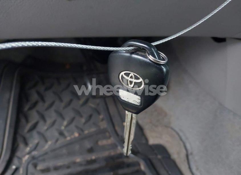 Photo 11 of 2010 Toyota Rav4 BASE V6 (VIN 2T3JK4DV8AW023907)