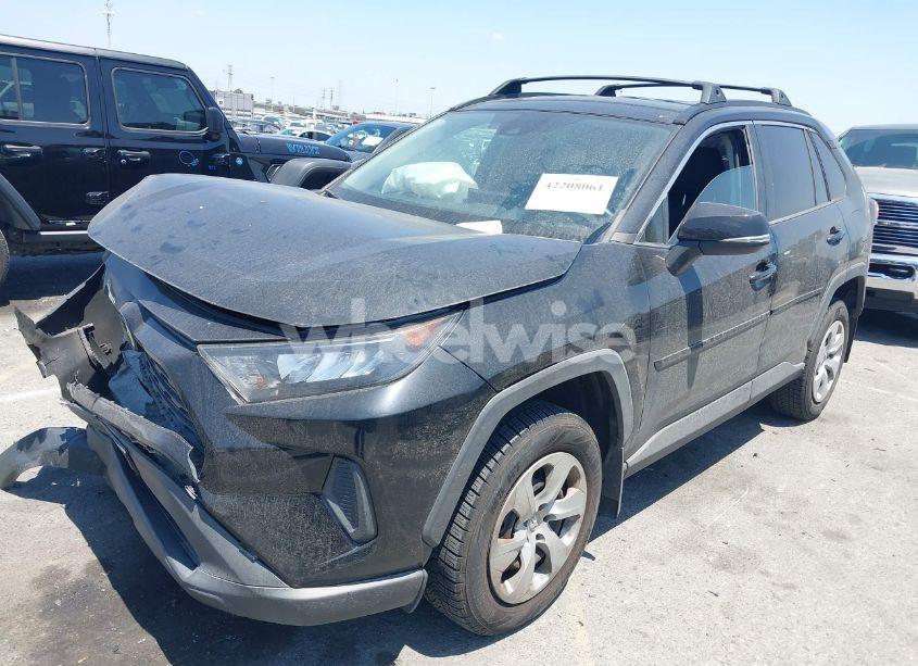 Photo 2 of 2020 Toyota Rav4 LE (VIN 2T3K1RFV0LW064469)