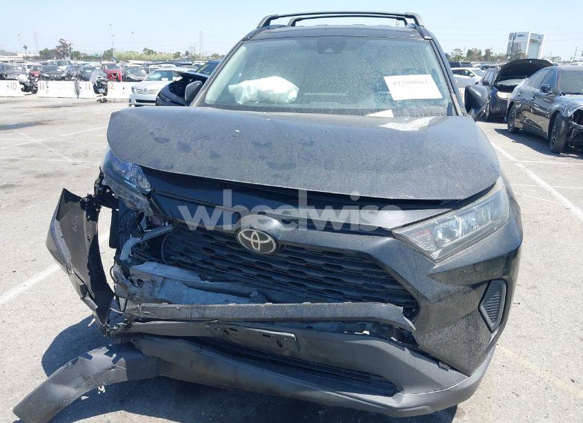 Photo 6 of 2020 Toyota Rav4 LE (VIN 2T3K1RFV0LW064469)