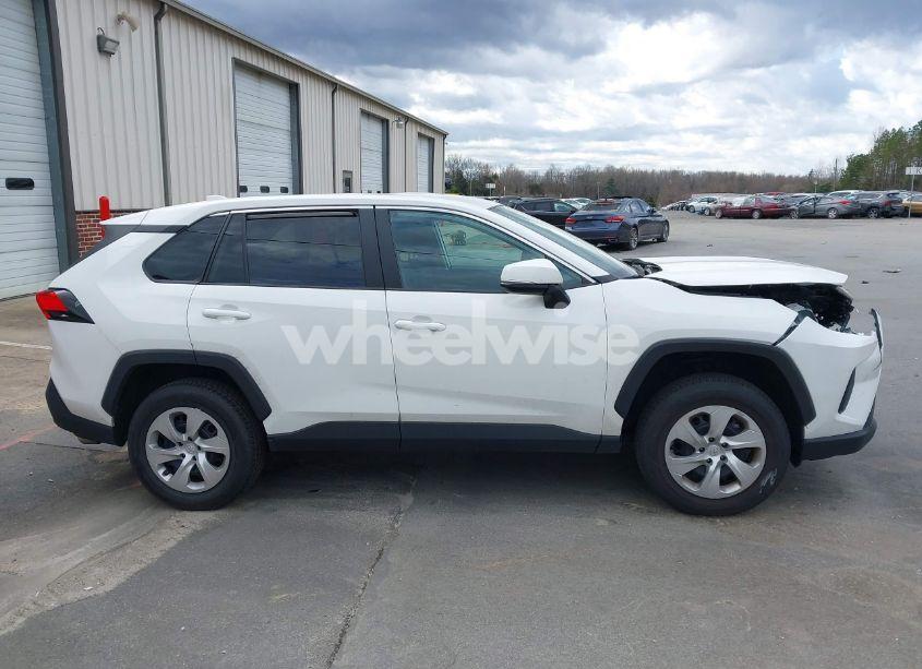 Photo 13 of 2022 Toyota Rav4 LE (VIN 2T3K1RFV0NC207277)