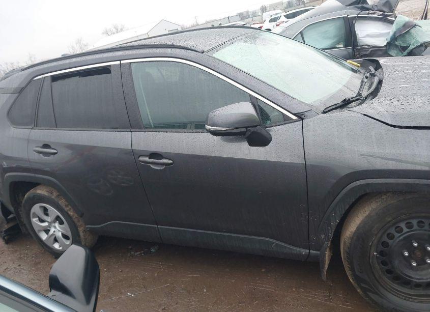 Photo 14 of 2019 Toyota Rav4 LE (VIN 2T3K1RFV1KW051972)