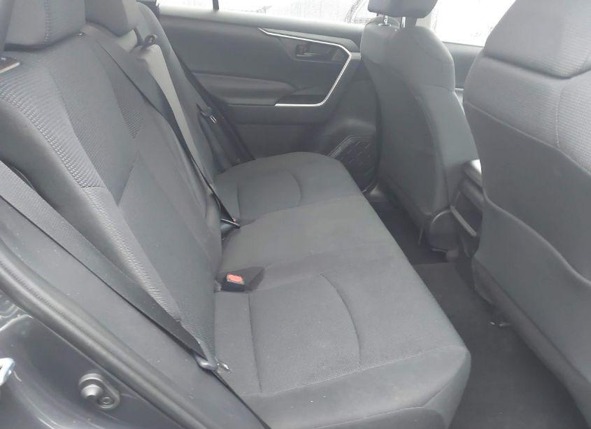 Photo 8 of 2019 Toyota Rav4 LE (VIN 2T3K1RFV1KW051972)