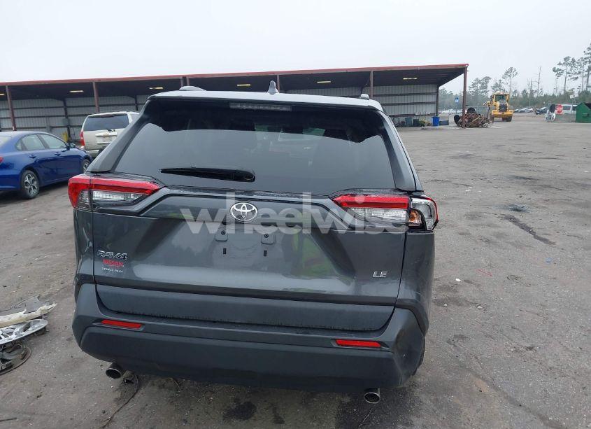 Photo 16 of 2020 Toyota Rav4 LE (VIN 2T3K1RFV1LC085767)